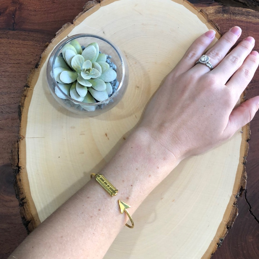 Follow your Arrow Bracelet